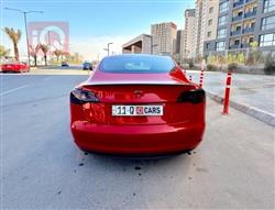 تسلا موديل 3